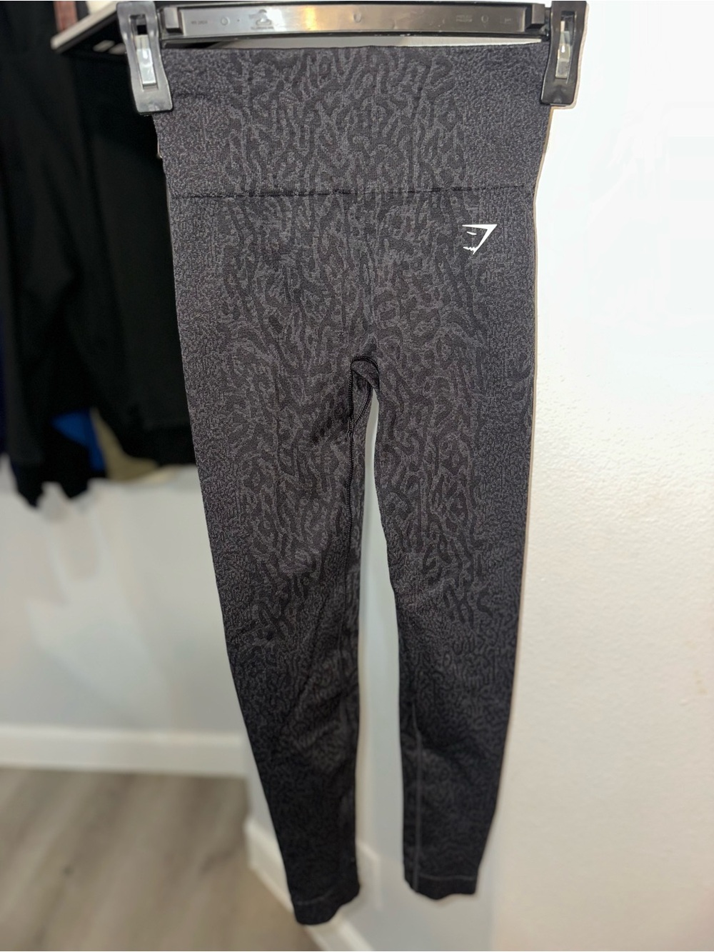 Gymshark Women’s XS Black Charcoal Leopard-Print Leggings